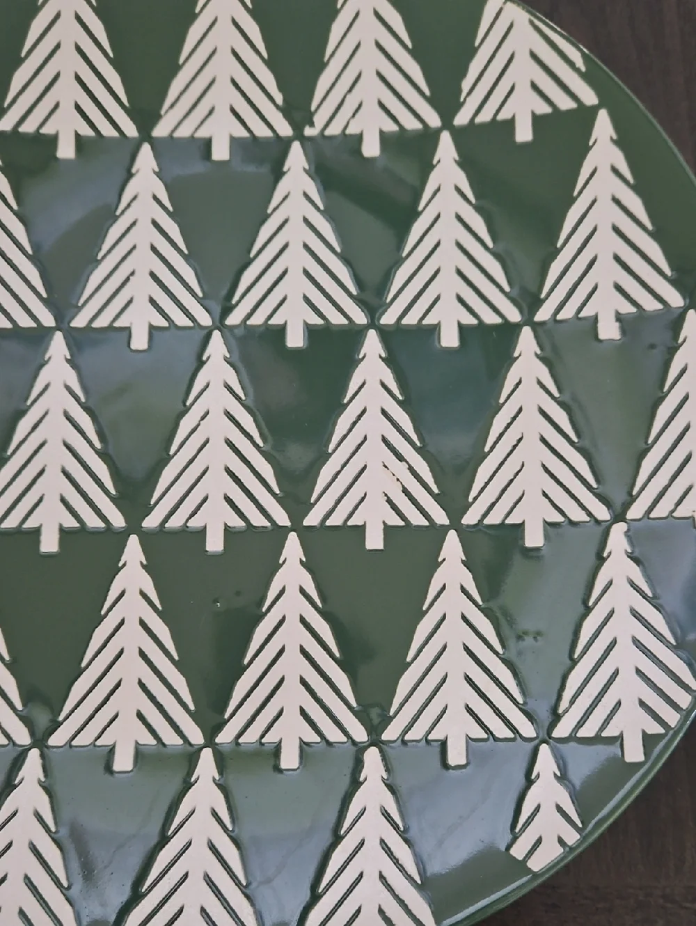 Crate & Barrel Green Holiday Tree Pattern Salad Plate